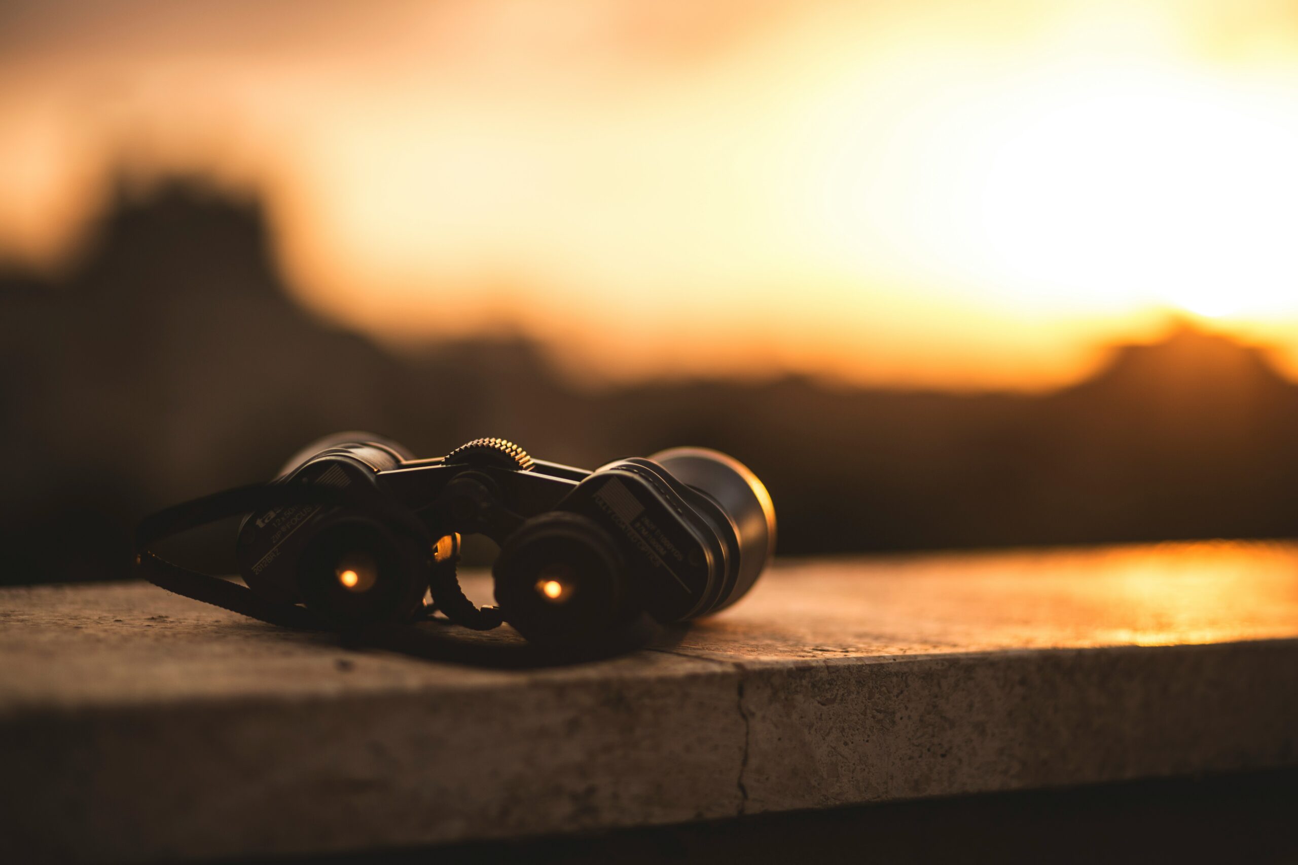 Unsplash - Ran Berkovich - Verrekijker